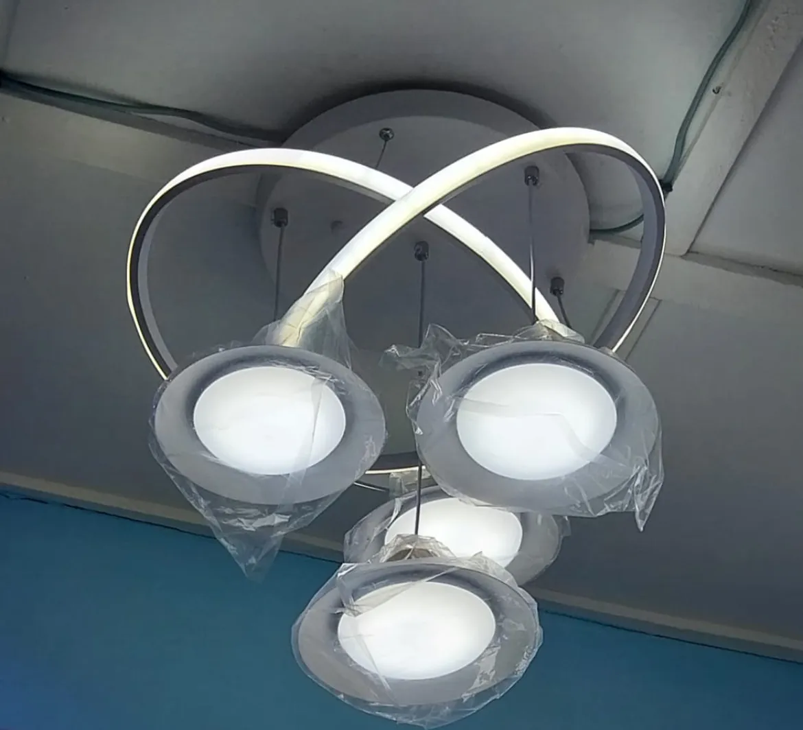 Lustre en led 3 couleurs 🌈