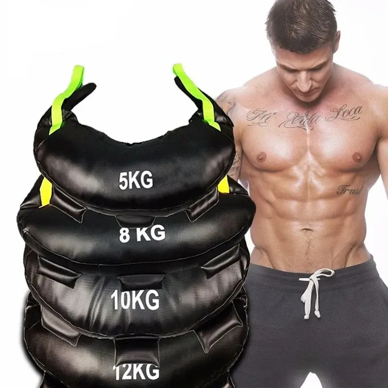 La force de poids maximum bulgare a pesé le crossfit de levage de gymnase de formation de sac