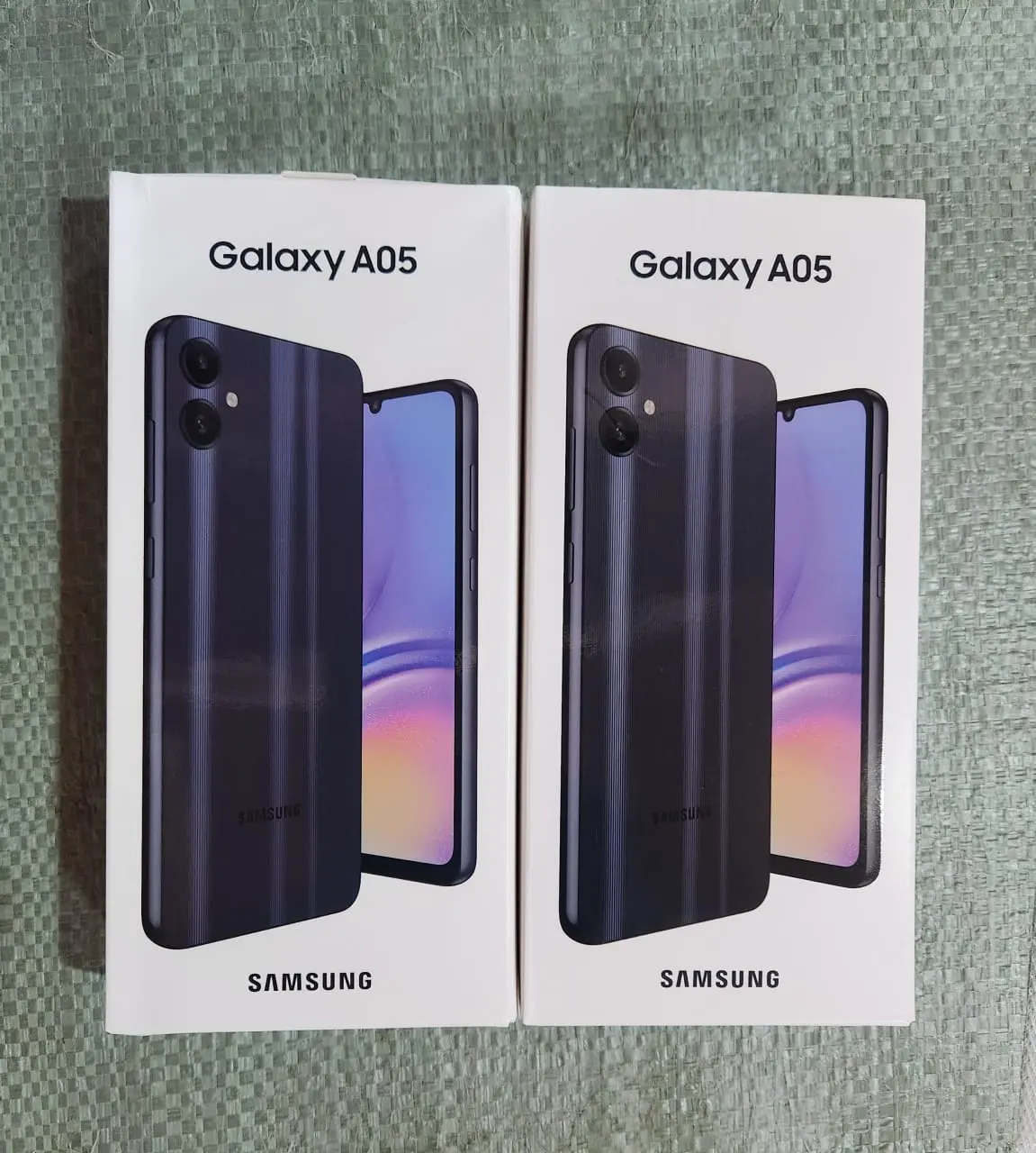 Samsung A05 neuf dans carton 