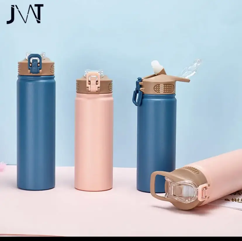 Bouteille thermos avé paille 530ml en acier inoxydable 