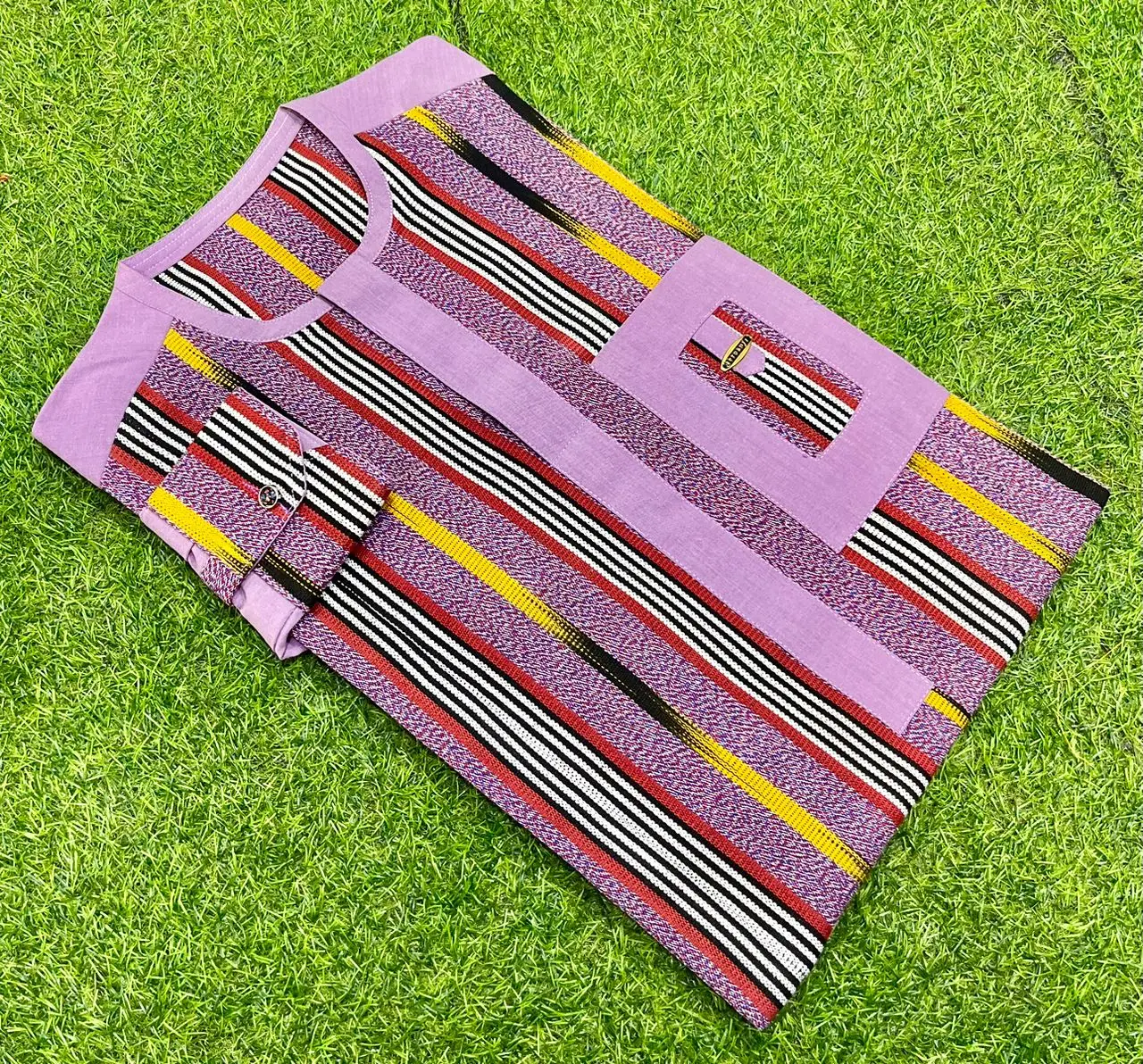 💎✨le Complet Original Nigérien💎💫🌟 - Haute Qualité et Élégance  ✨ Marque de Haute Qualité : Nos complets sont soigneusement cousus pour garantir une finition impeccable et une durabilité exceptionnelle.💫💫💎