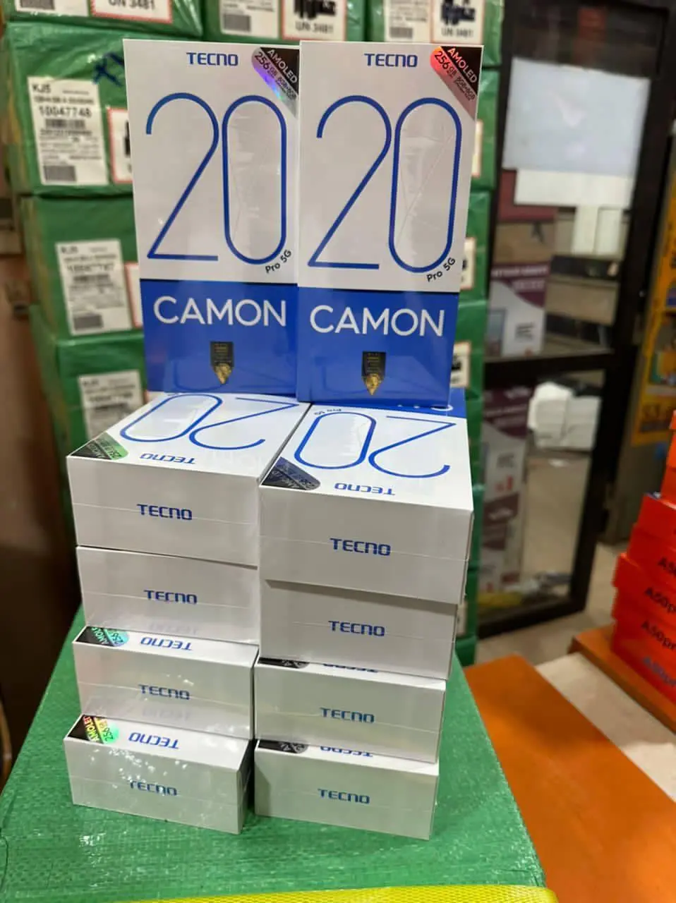 Camon 20 disponible 