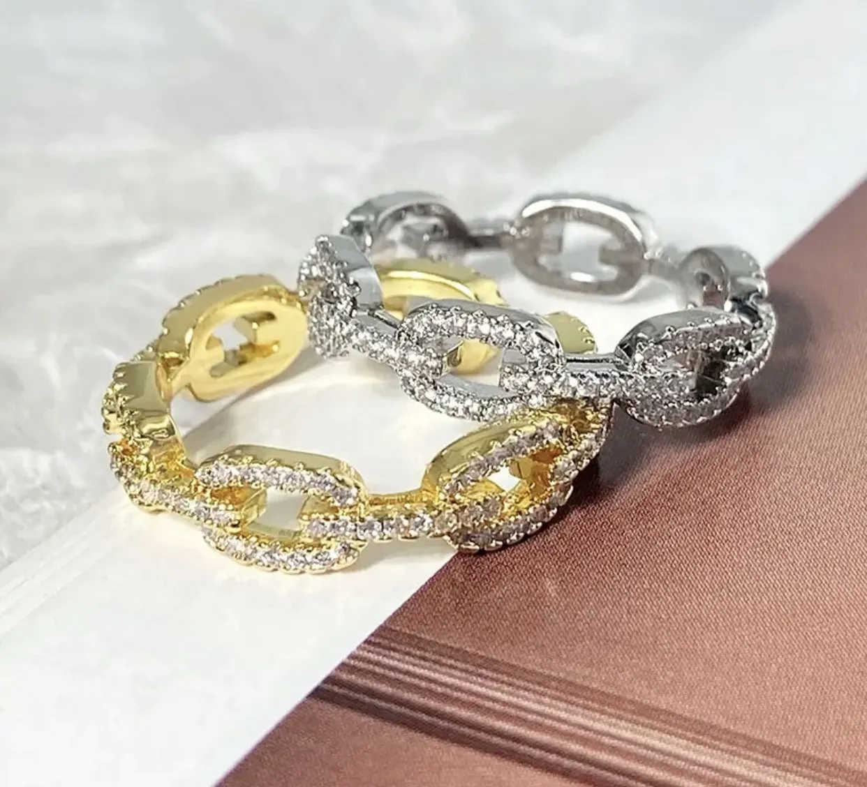 Bague de fiançailles en argent 