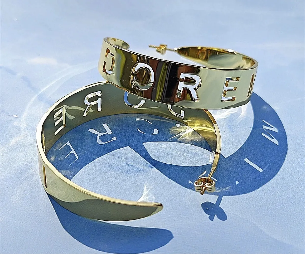 Boucles d’oreilles personnalisés pour femme 