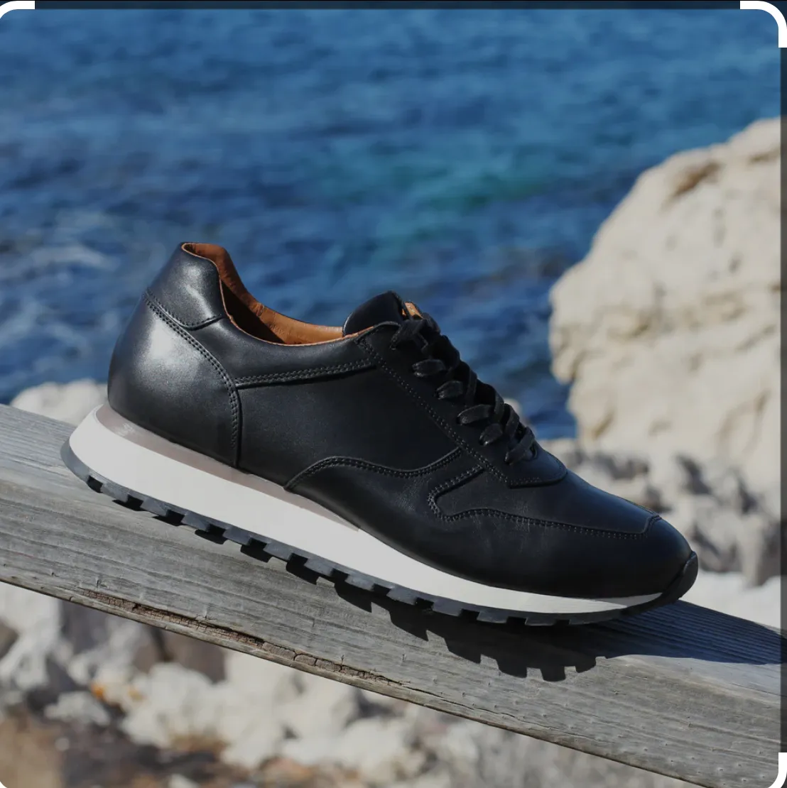 Chaussures pour les hommes compétent 