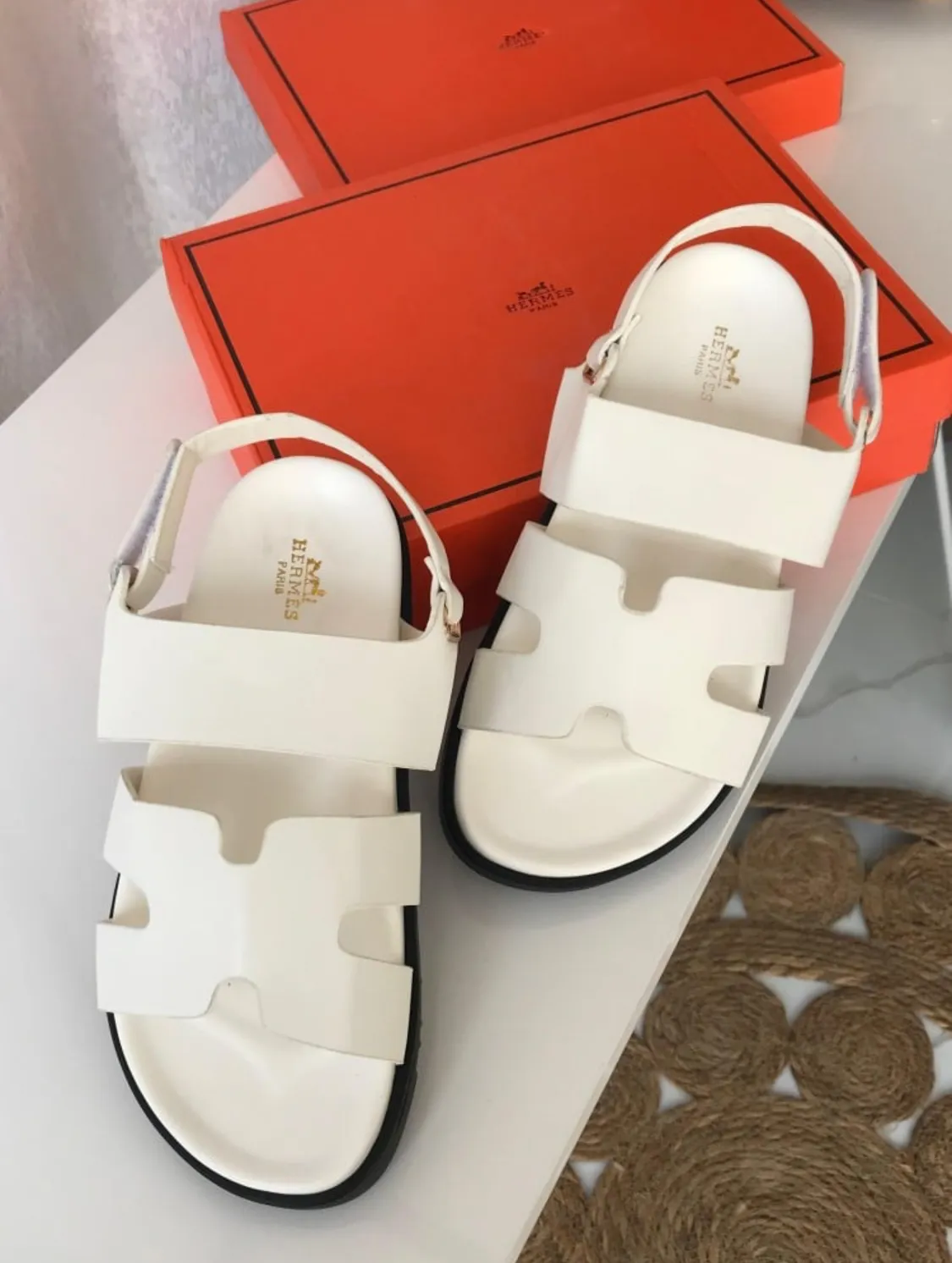 Tapette pour les hommes 