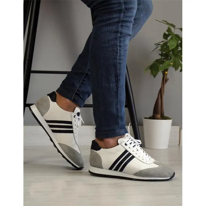 Adidas et mocassins 