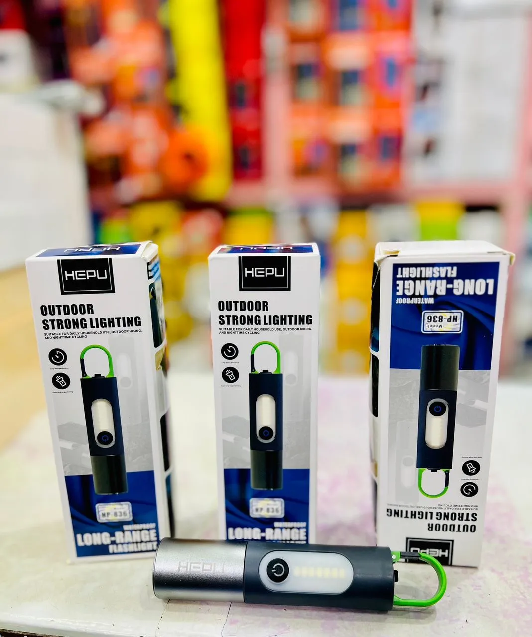 Torche multi fonctionnelle 