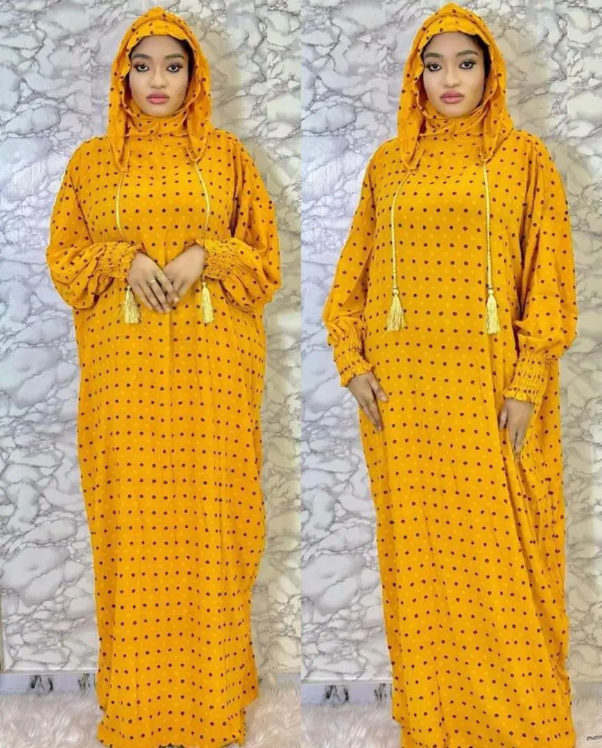 Robe femme où Robe prière