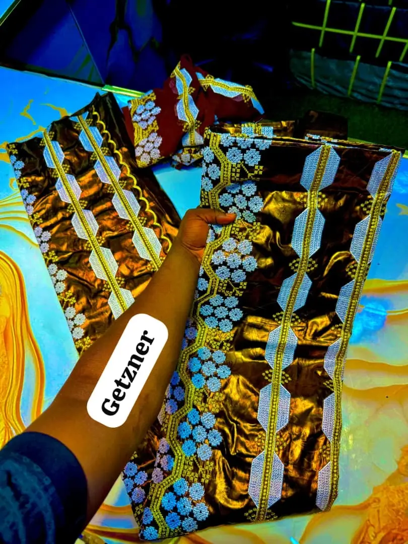 Bazin getzner Dubai ordinateur