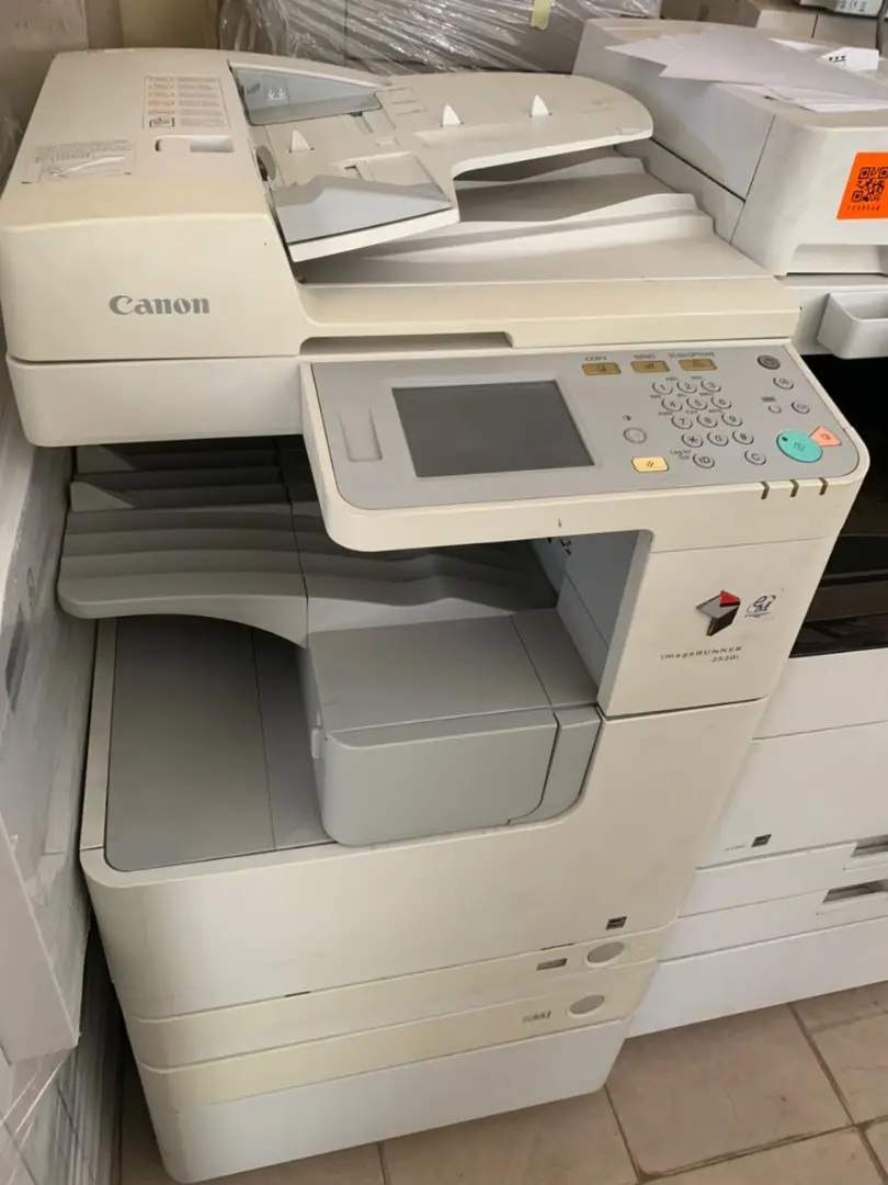 Imprimante canon advance 2520i