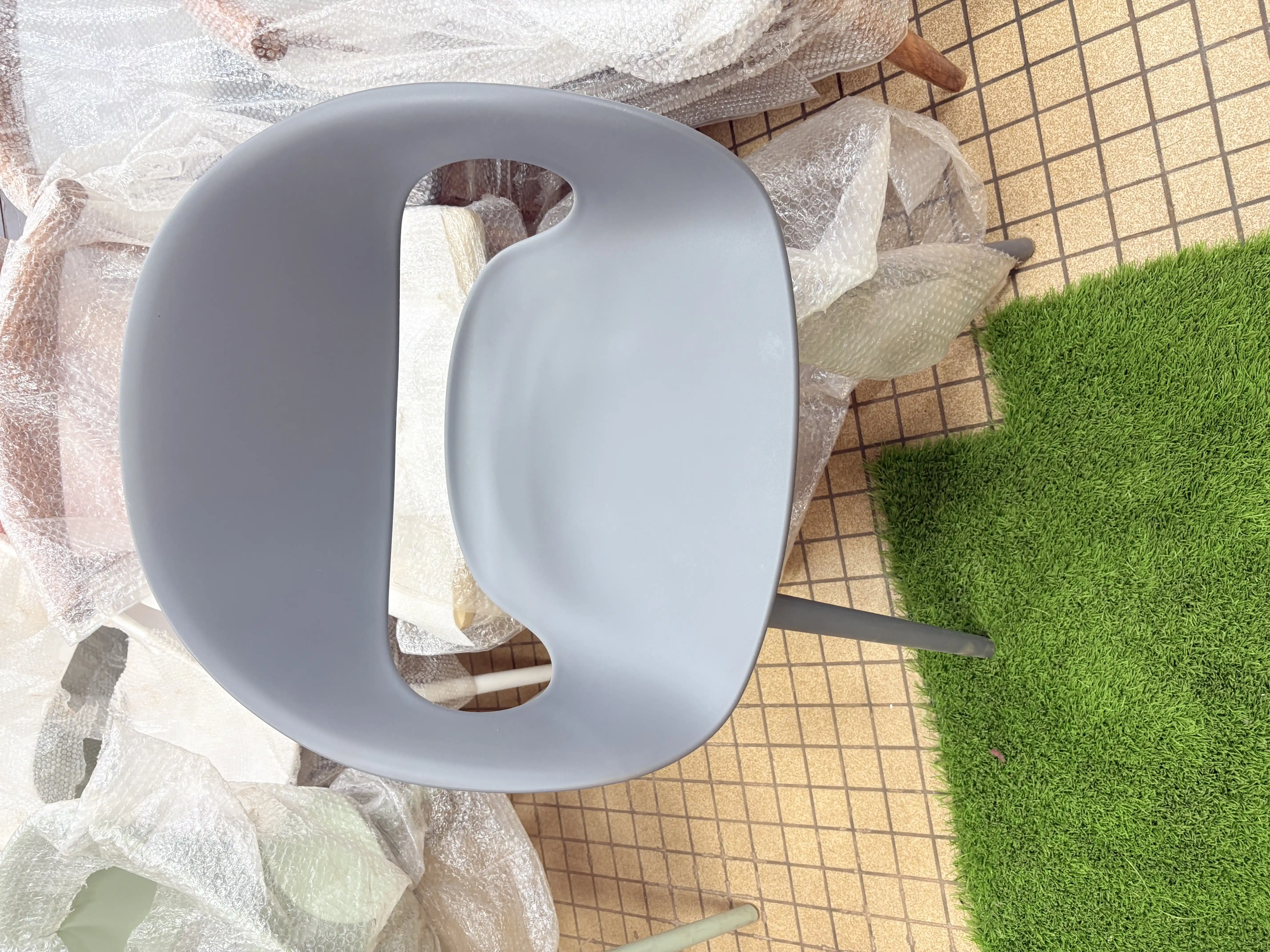 Chaise en plastique classique  - Vue détaillée 4