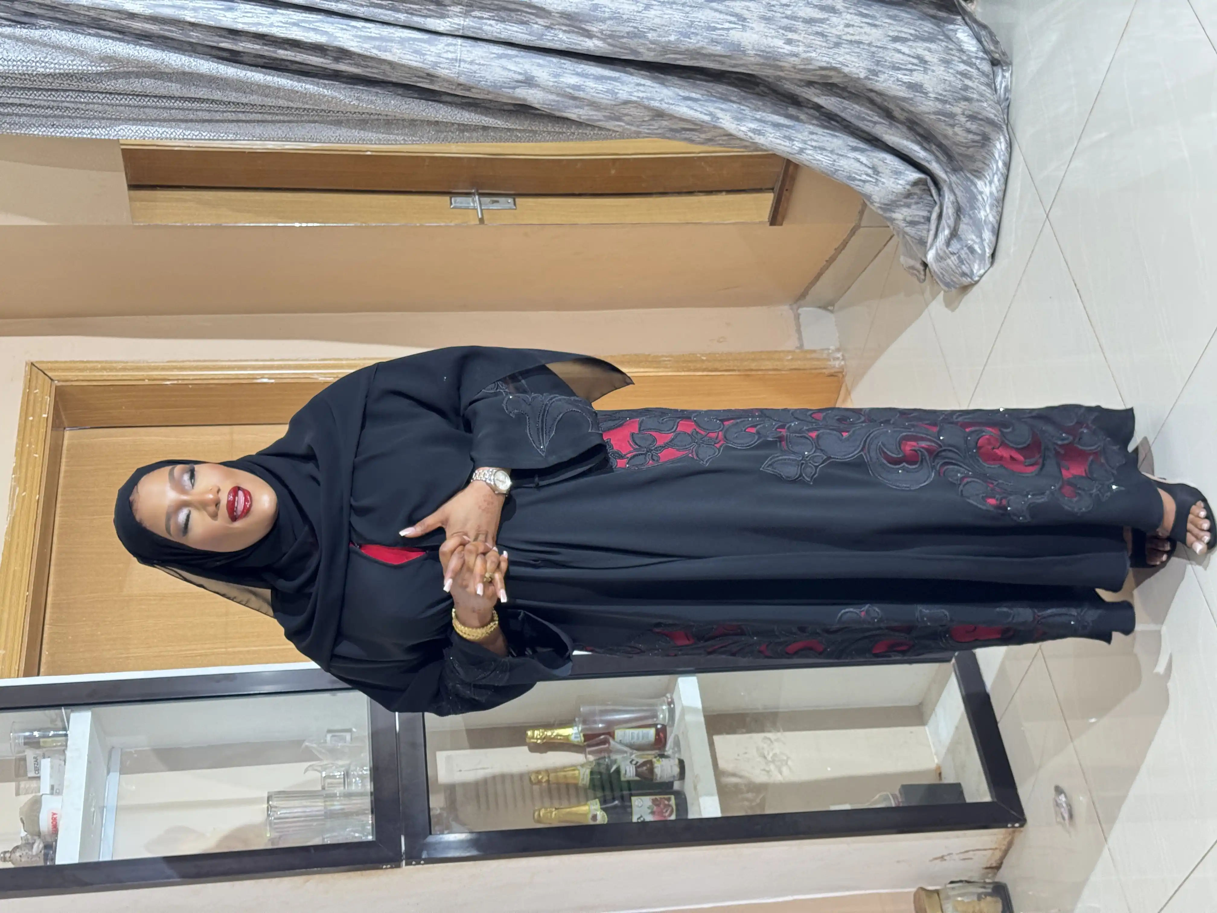 Abaya - Vue détaillée 1