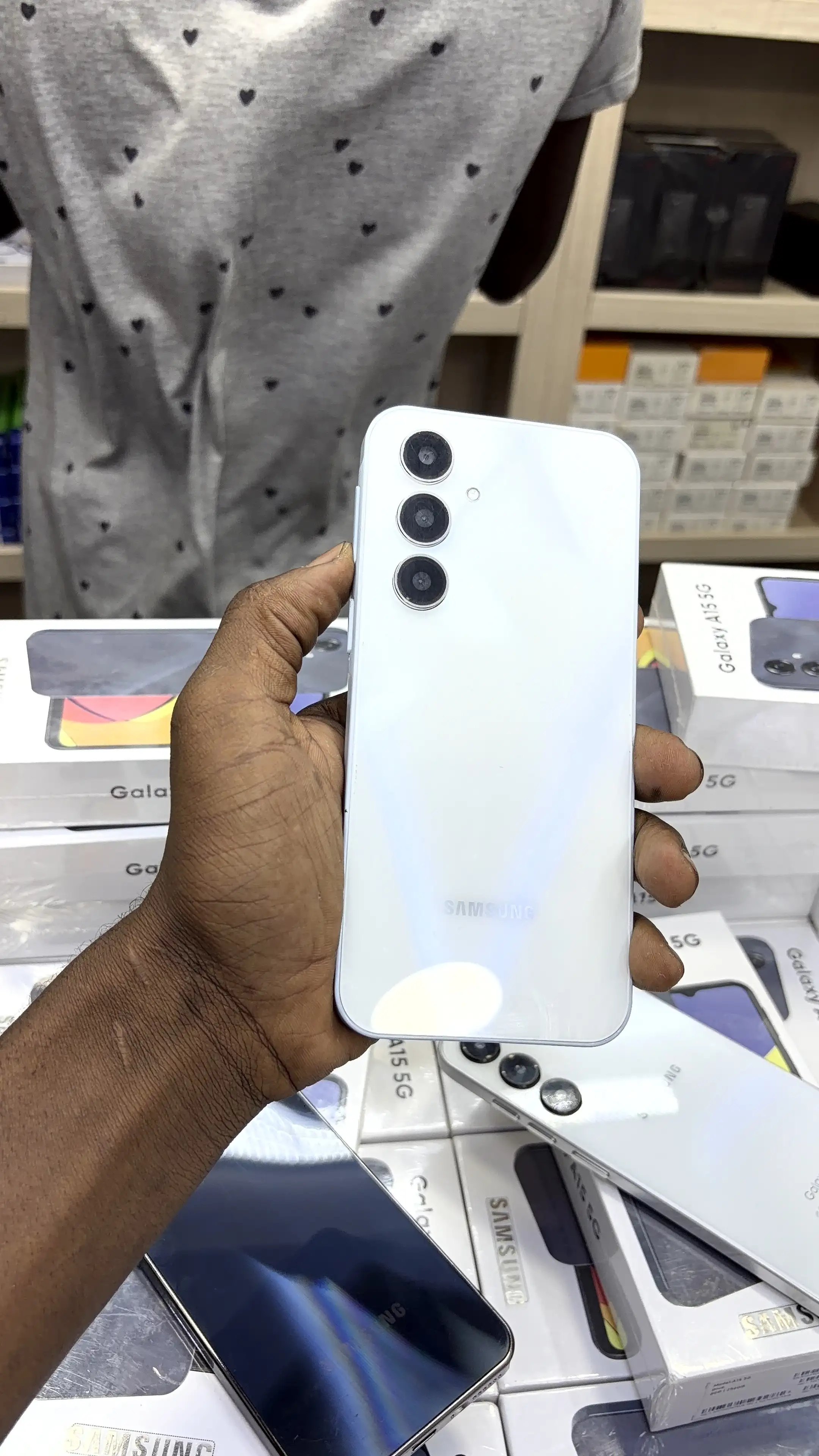 Samsung Galaxie A15 5G - Vue détaillée 1