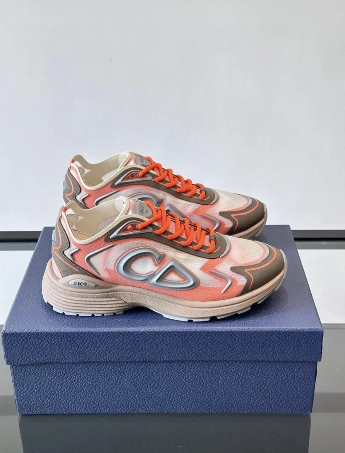 sneakers - Vue détaillée 1