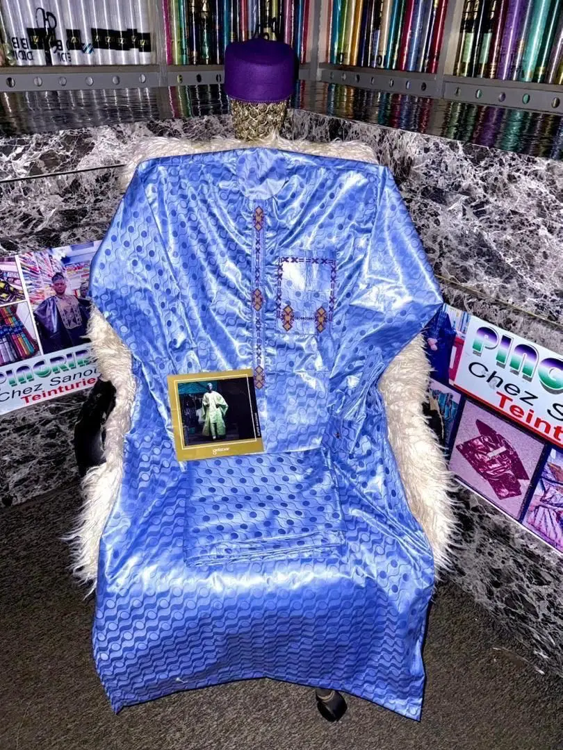 Bazin Getzner 2 pièces  - Vue détaillée 2