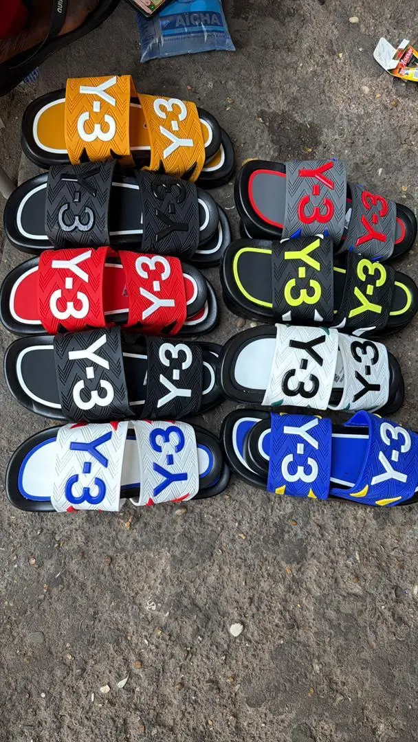 Simple paire de claquette - Vue détaillée 5