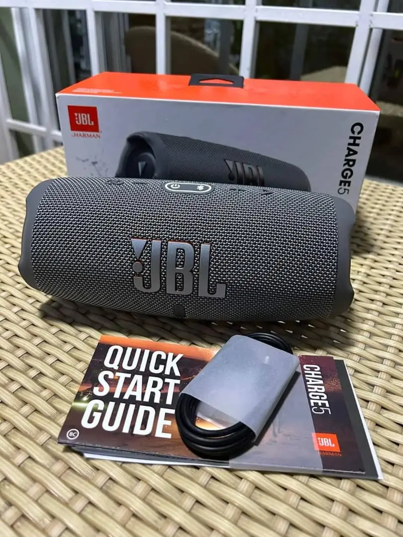 Vue alternative 1 - JBL charge 5 original 
