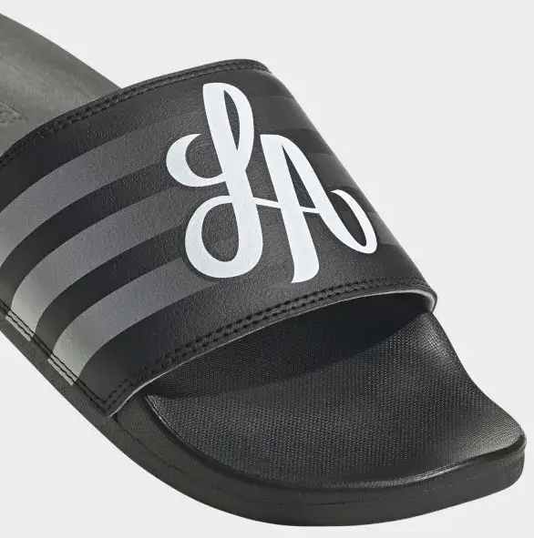 Vue alternative 2 - Tapette Adidas 