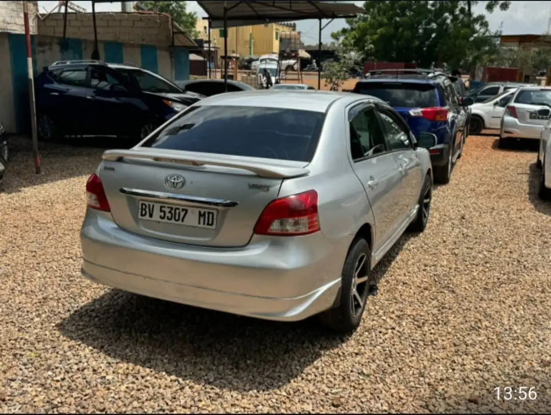 Vue alternative 1 - TOYOTA YARIS