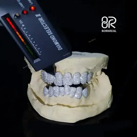 Vue alternative 3 - Dents bling bling style  Rappeur