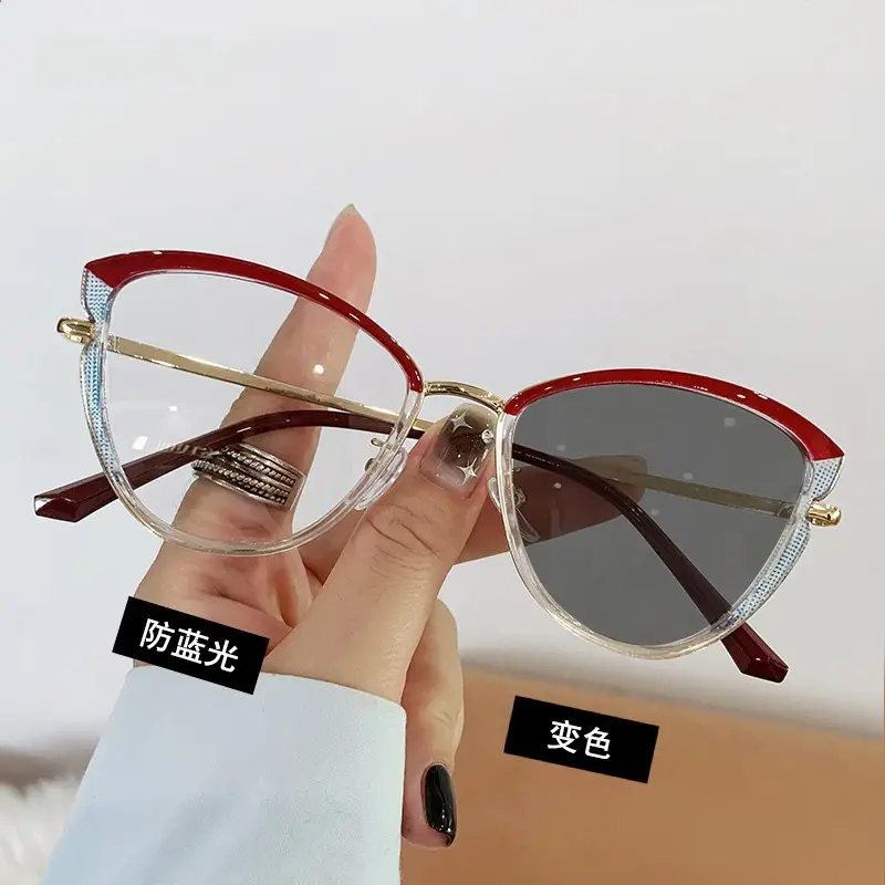 Vue alternative 3 - Lunettes antireflets photochromiques 