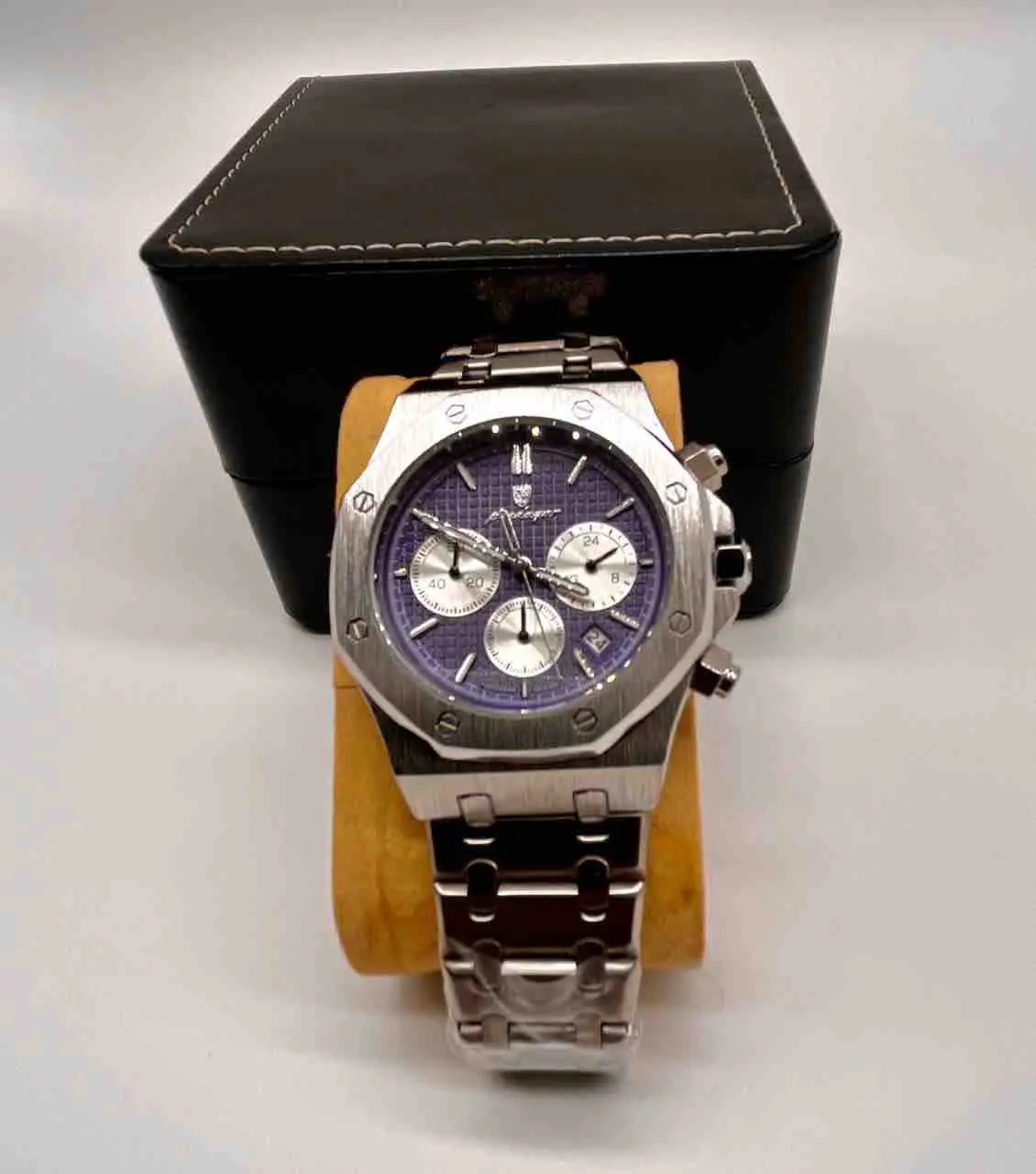 Vue alternative 1 - Montre