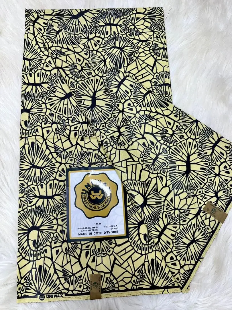 Vue alternative 16 - Uni wax côté d’ivoire 