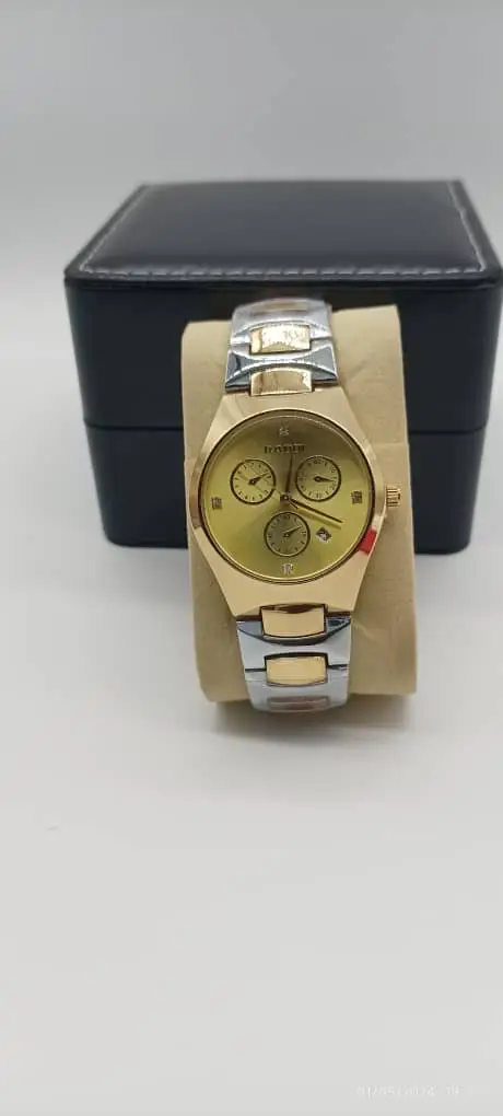 Vue alternative 1 - Montre