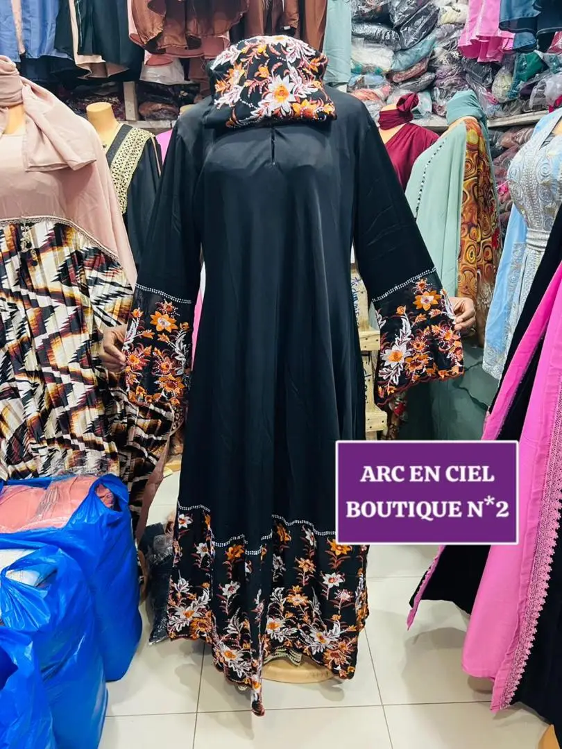 Vue alternative 2 - Égypte abaya 
