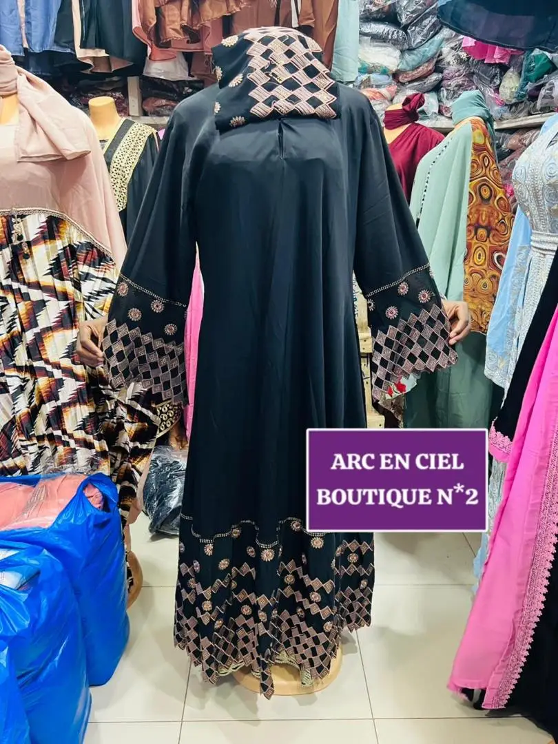 Vue alternative 4 - Égypte abaya 