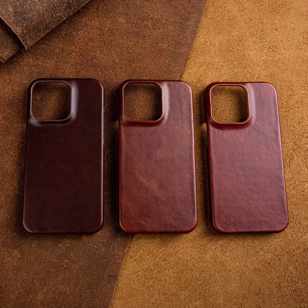 Vue alternative 3 - Pochette en cuir iPhone 