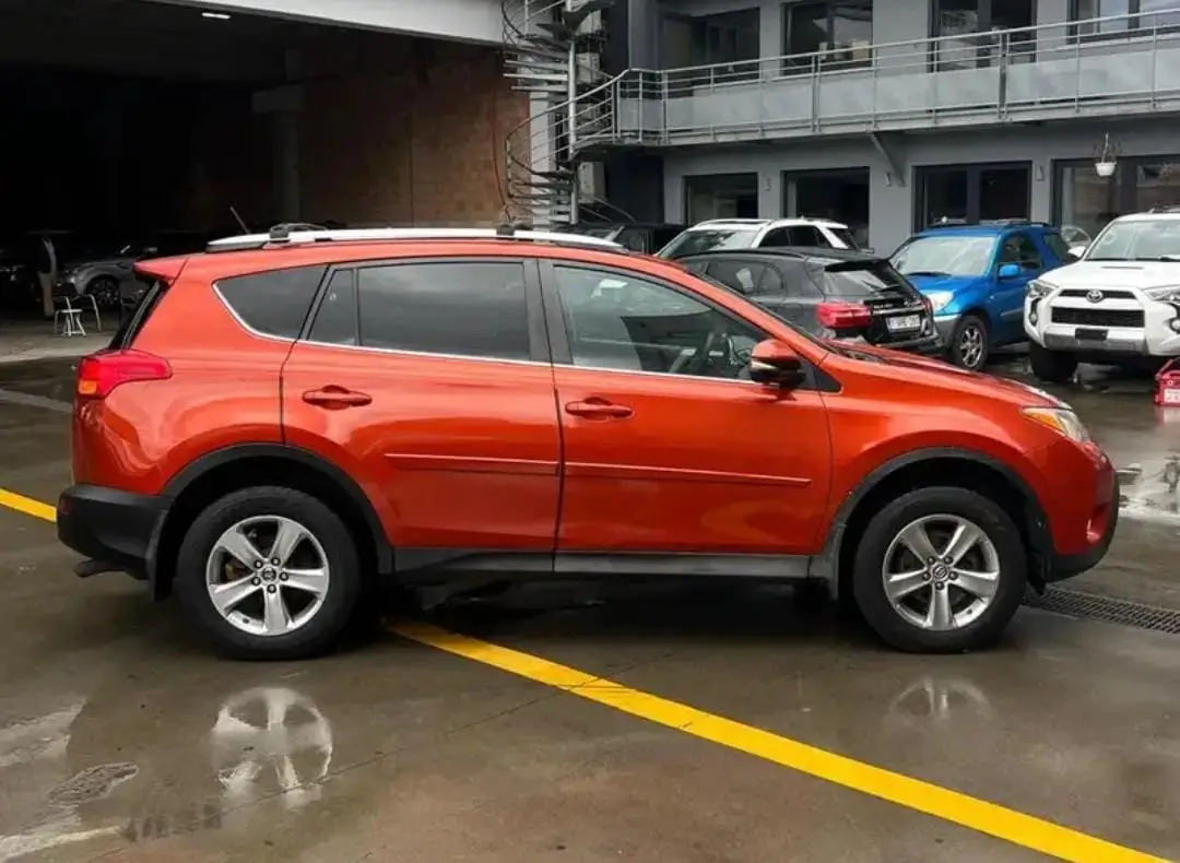 Vue alternative 4 - RAV4 