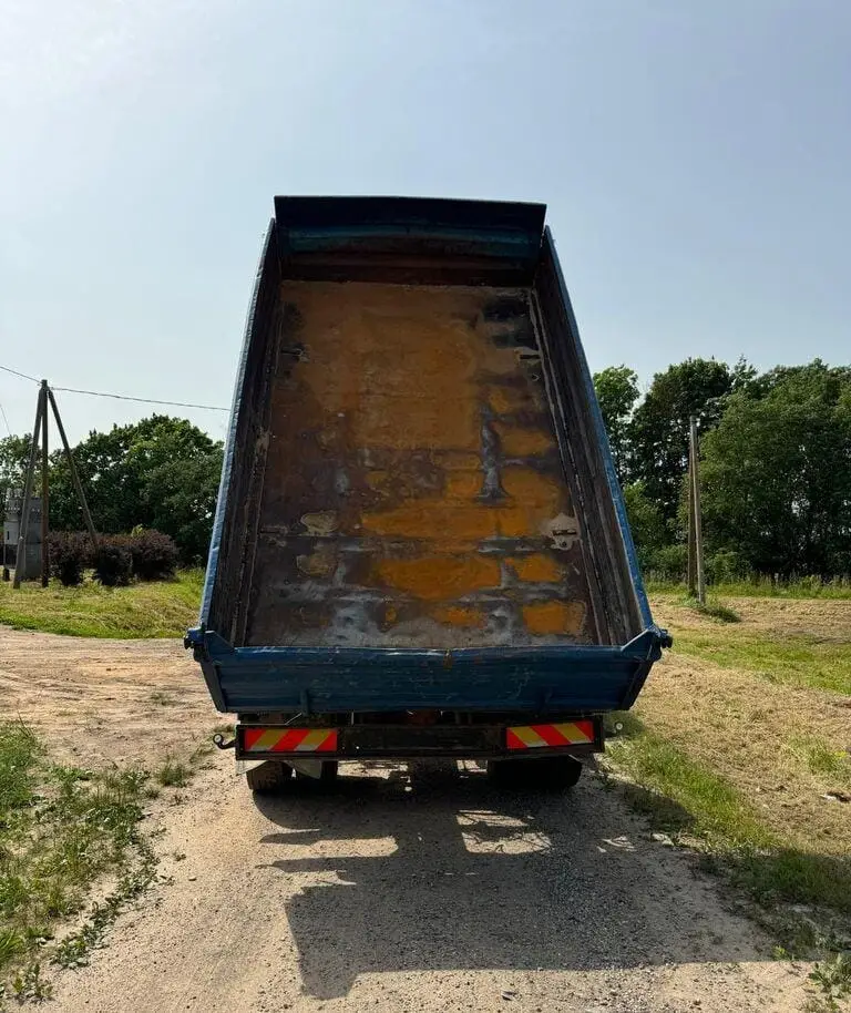 Vue alternative 1 - Camion ? 