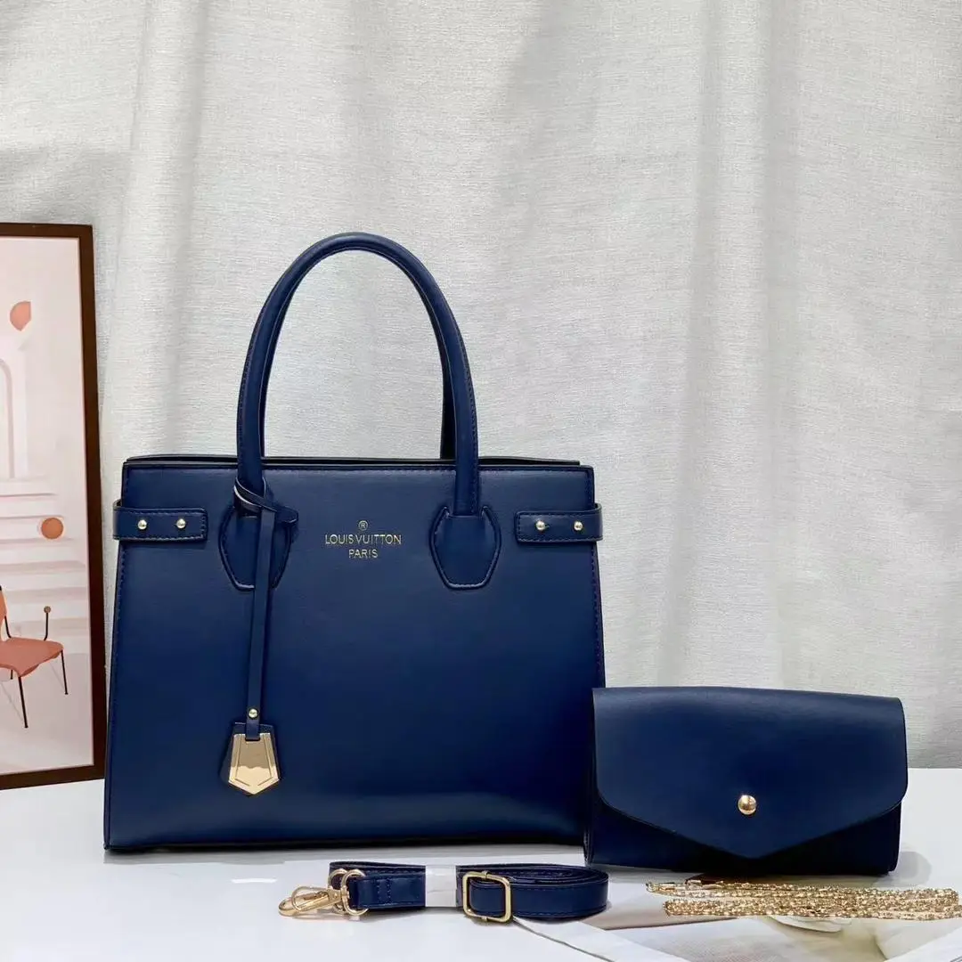 Vue alternative 1 - Sac à main de grand dame 