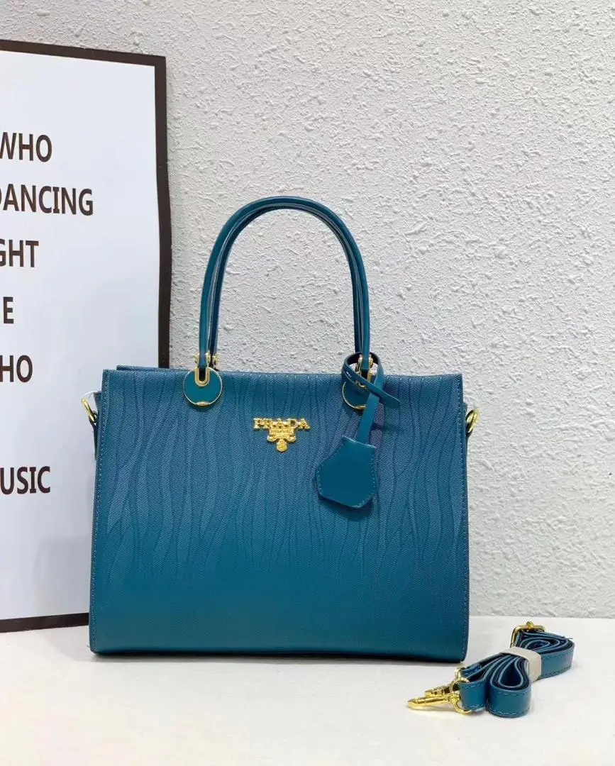 Vue alternative 8 - Sac à main de grand dame 