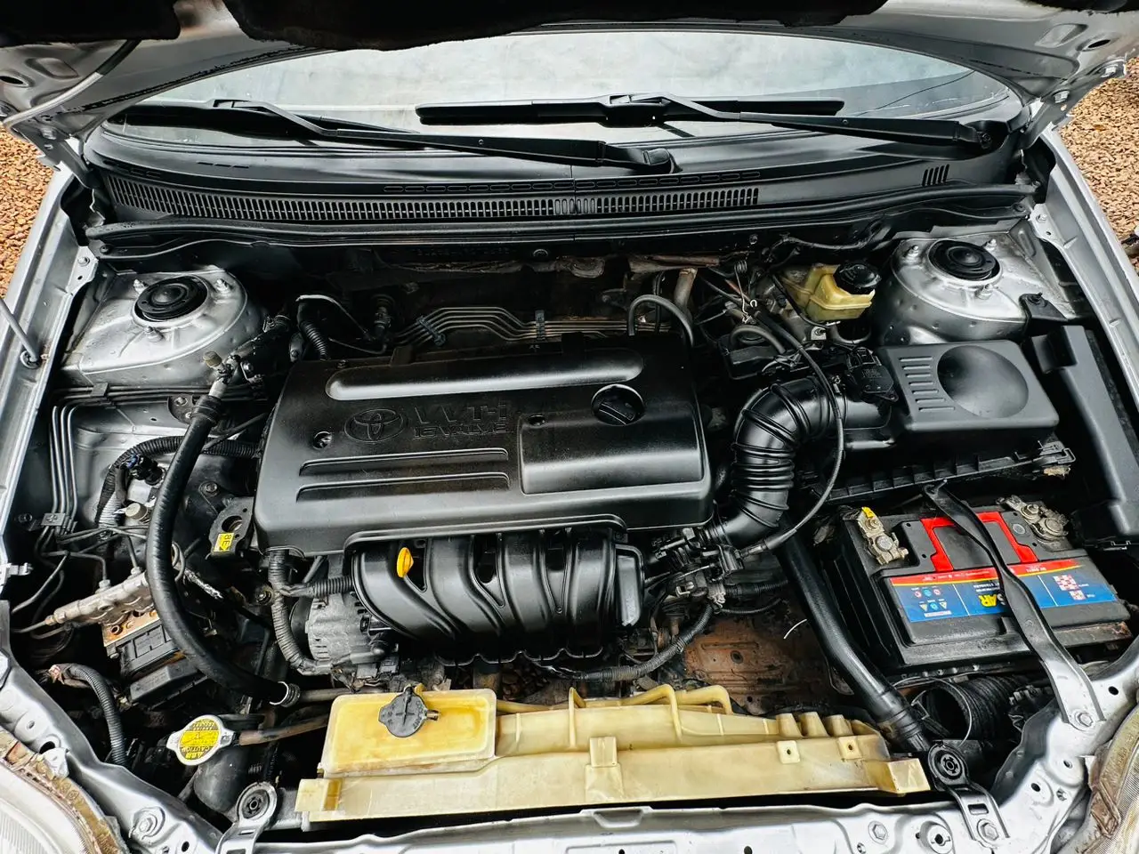Vue alternative 3 - Toyota Alpha 