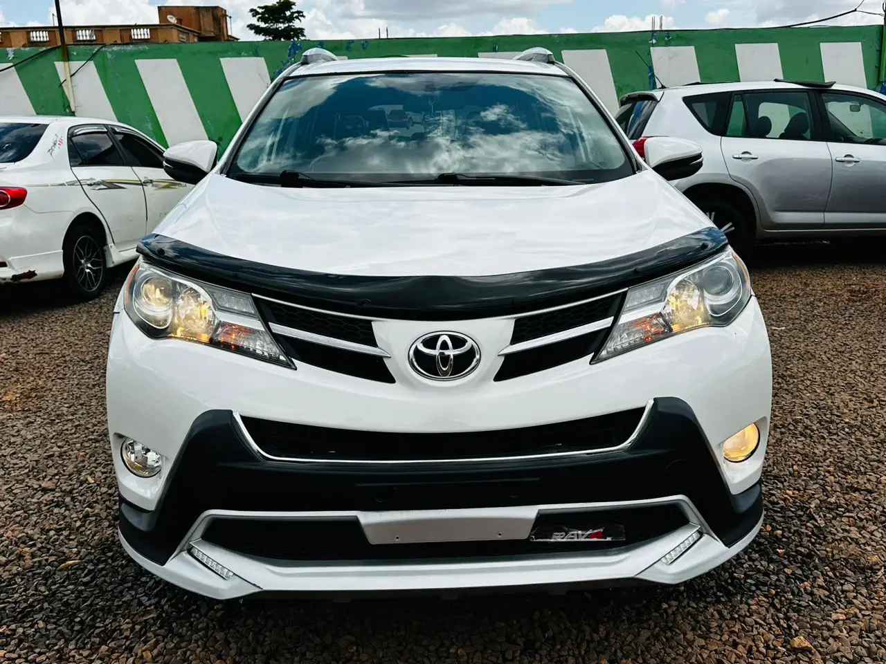Vue alternative 1 - Toyota Rav4 2014 