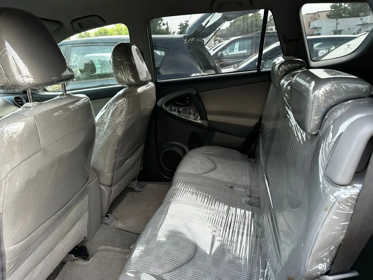 Vue alternative 2 - Toyota Rav4 2010