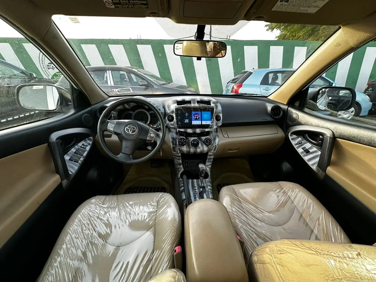 Vue alternative 2 - Toyota Rav4 2010