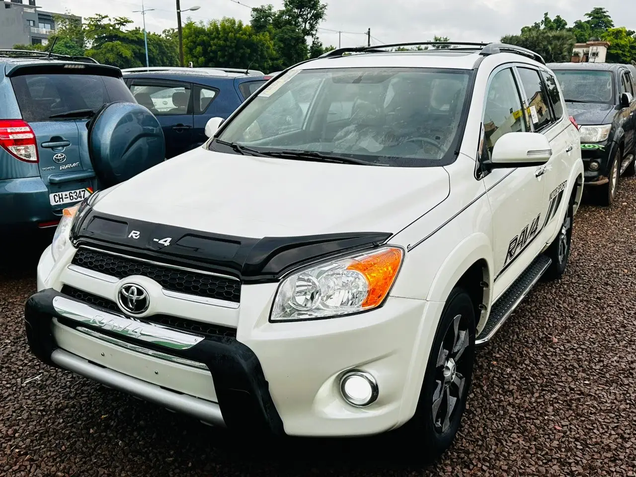 Vue alternative 4 - Toyota Rav4 limited 2010