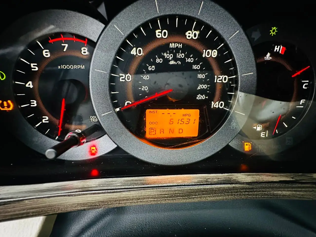 Vue alternative 6 - Toyota Rav4 limited 2010