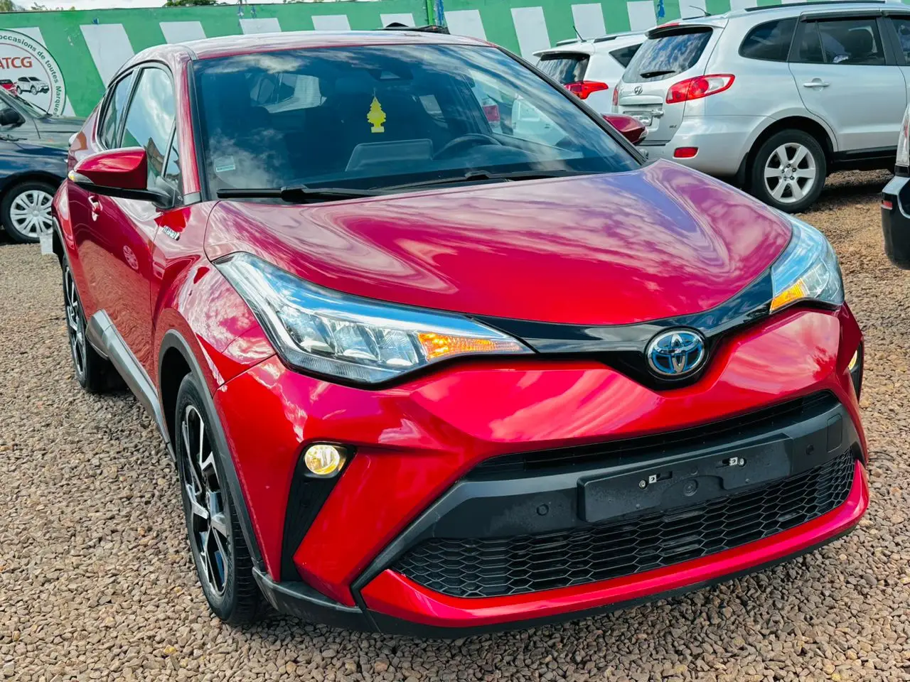 Vue alternative 1 - Toyota CHR Hybride 