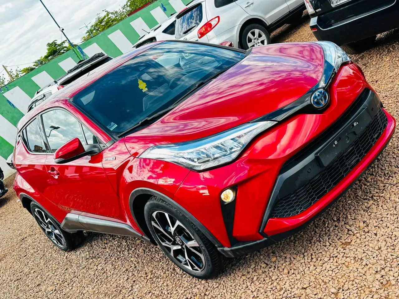 Vue alternative 10 - Toyota CHR Hybride 