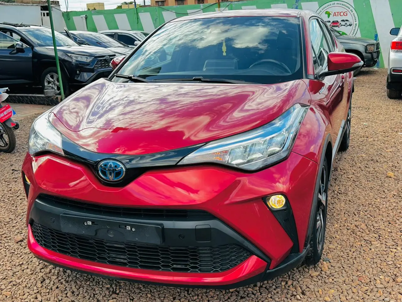 Vue alternative 11 - Toyota CHR Hybride 