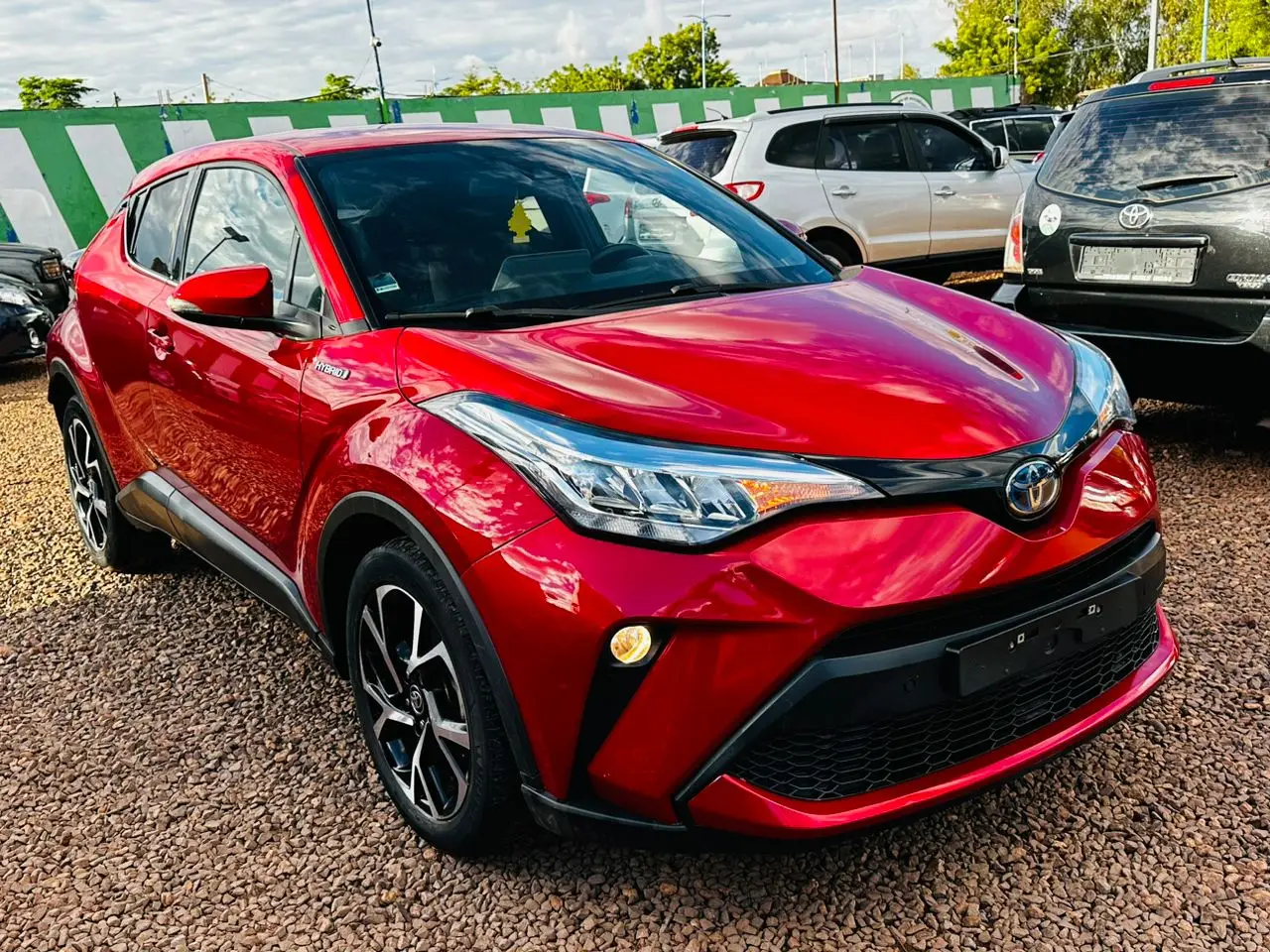 Vue alternative 12 - Toyota CHR Hybride 