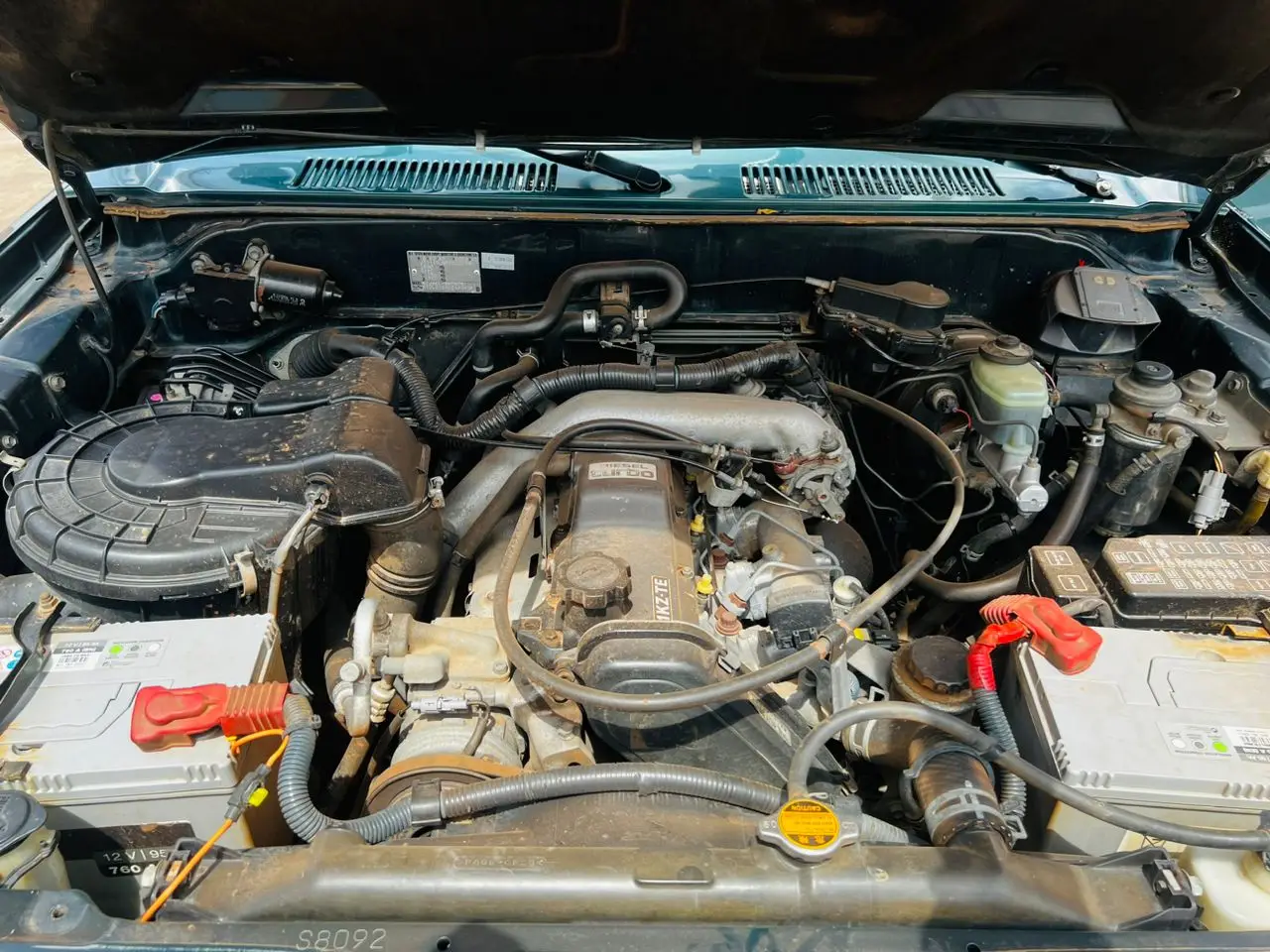Vue alternative 1 - TOYOTA LAN CRUISER