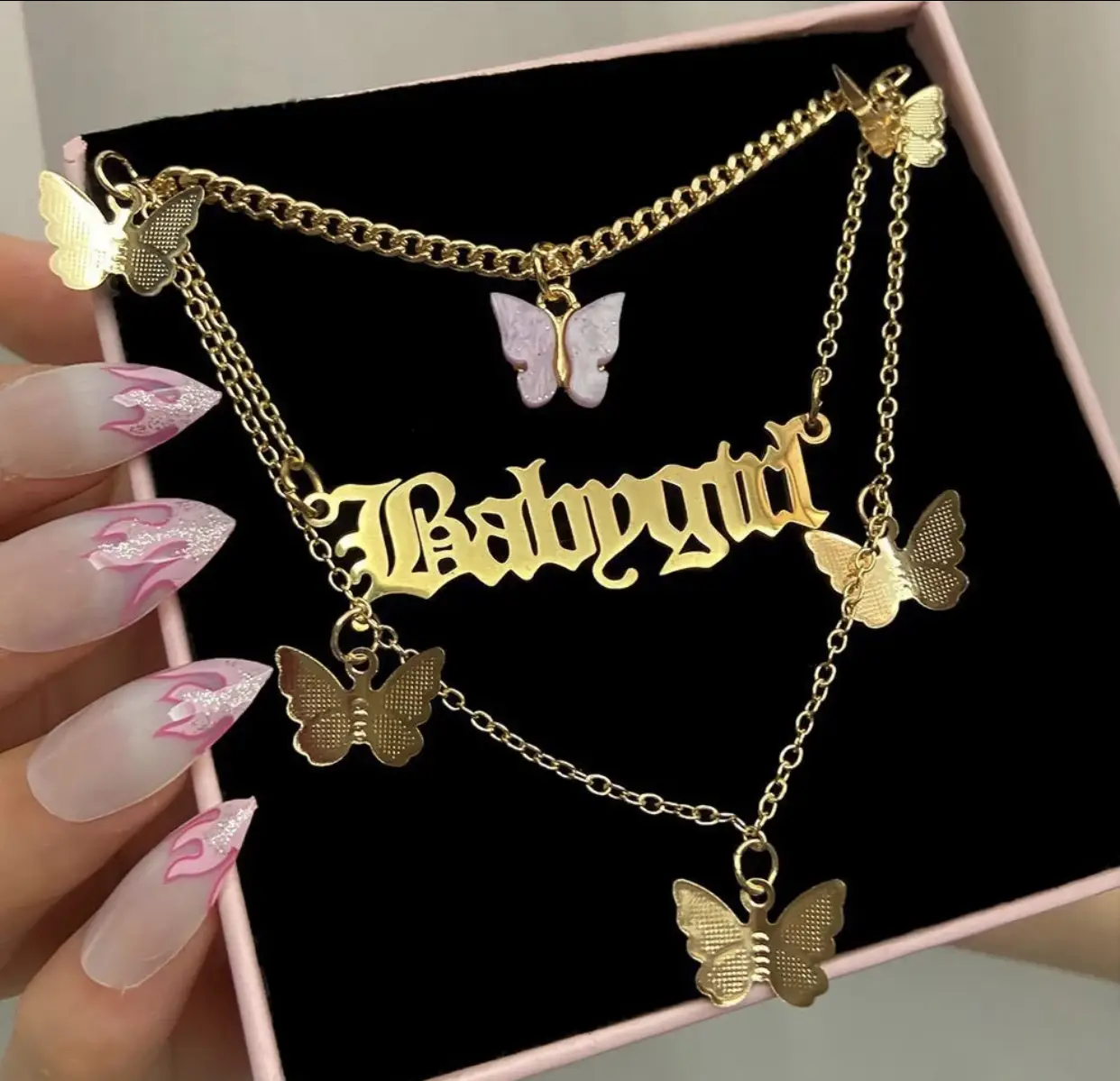 Vue alternative 2 - Collier mode de tendance personnalisé 