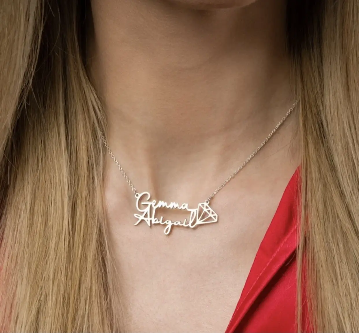 Vue alternative 4 - Collier personnalisé avec deux noms pour femme 