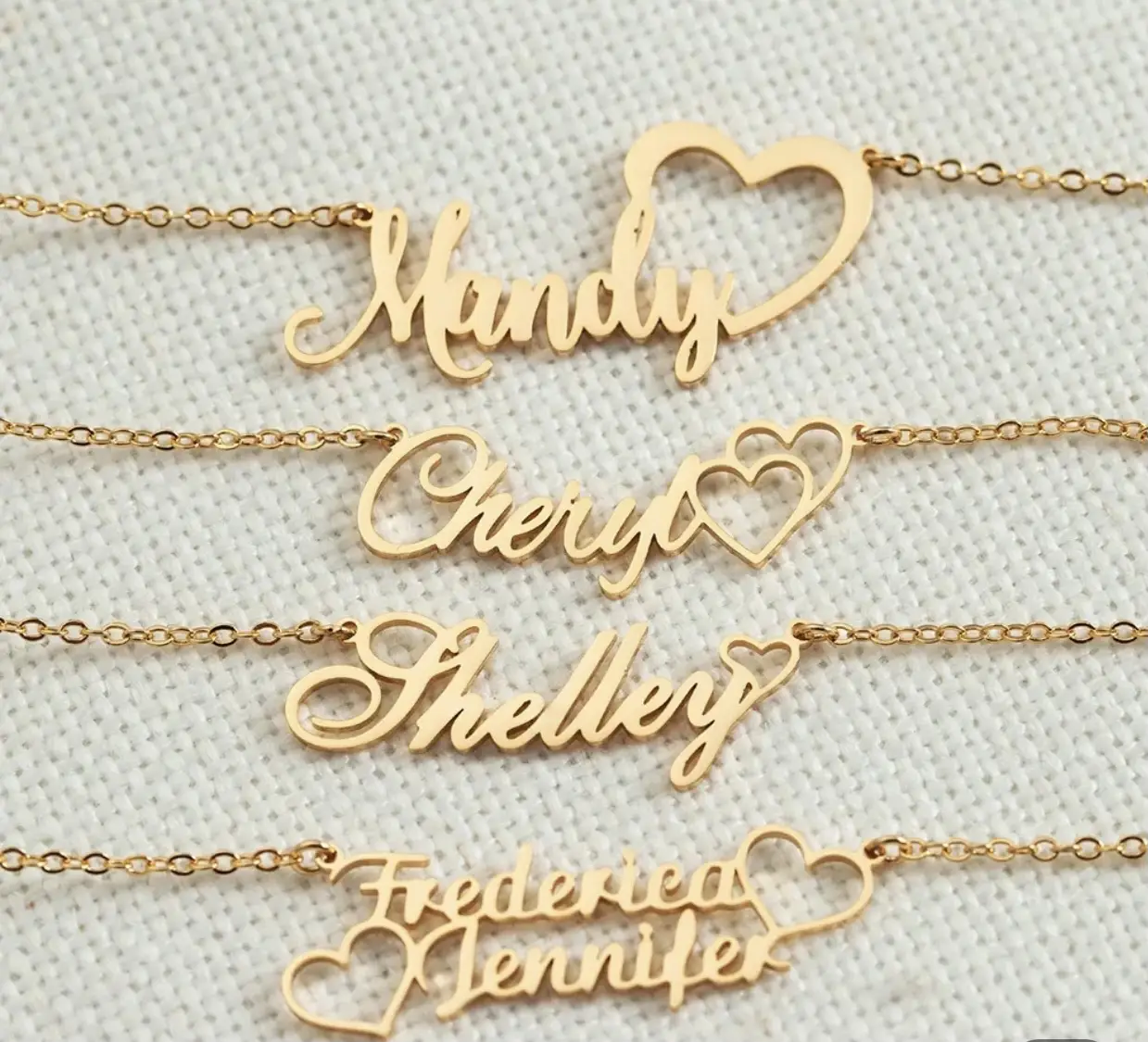 Vue alternative 6 - Collier personnalisé avec deux noms pour femme 